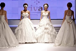 中国天津婚博会现场婚纱礼服流行时尚发布会 中国天津婚博会现场婚纱礼服流行时尚发布会
